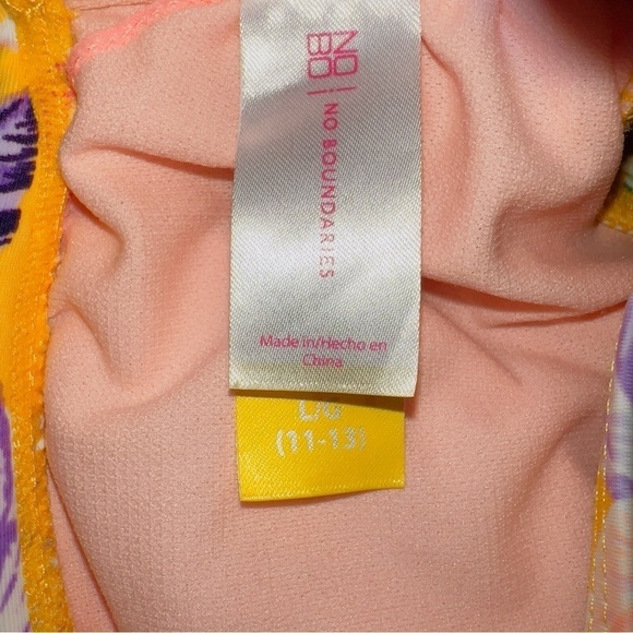No Boundaries Yellow Floral Print Bikini Top size large - Picture 3 of 4
